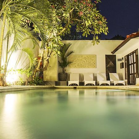 Villa Gardenia Seminyak  Luaran gambar